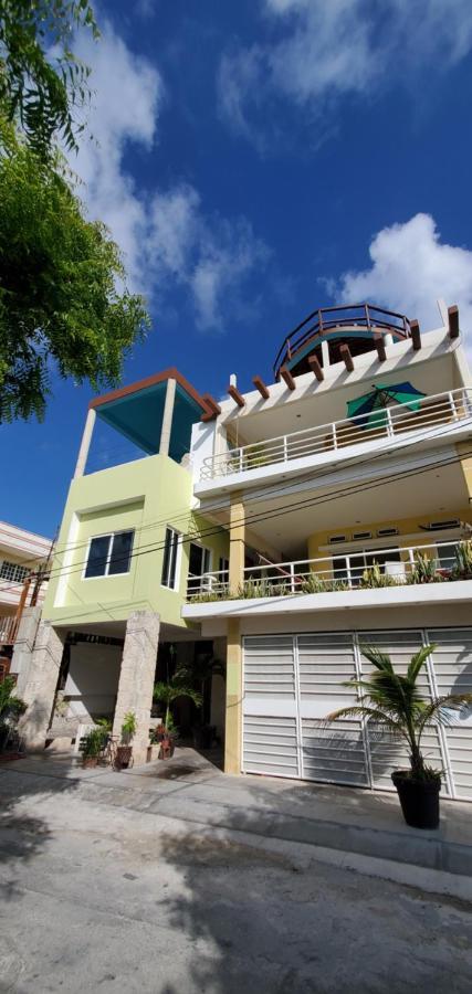 Layla Guesthouse Puerto Morelos Ngoại thất bức ảnh