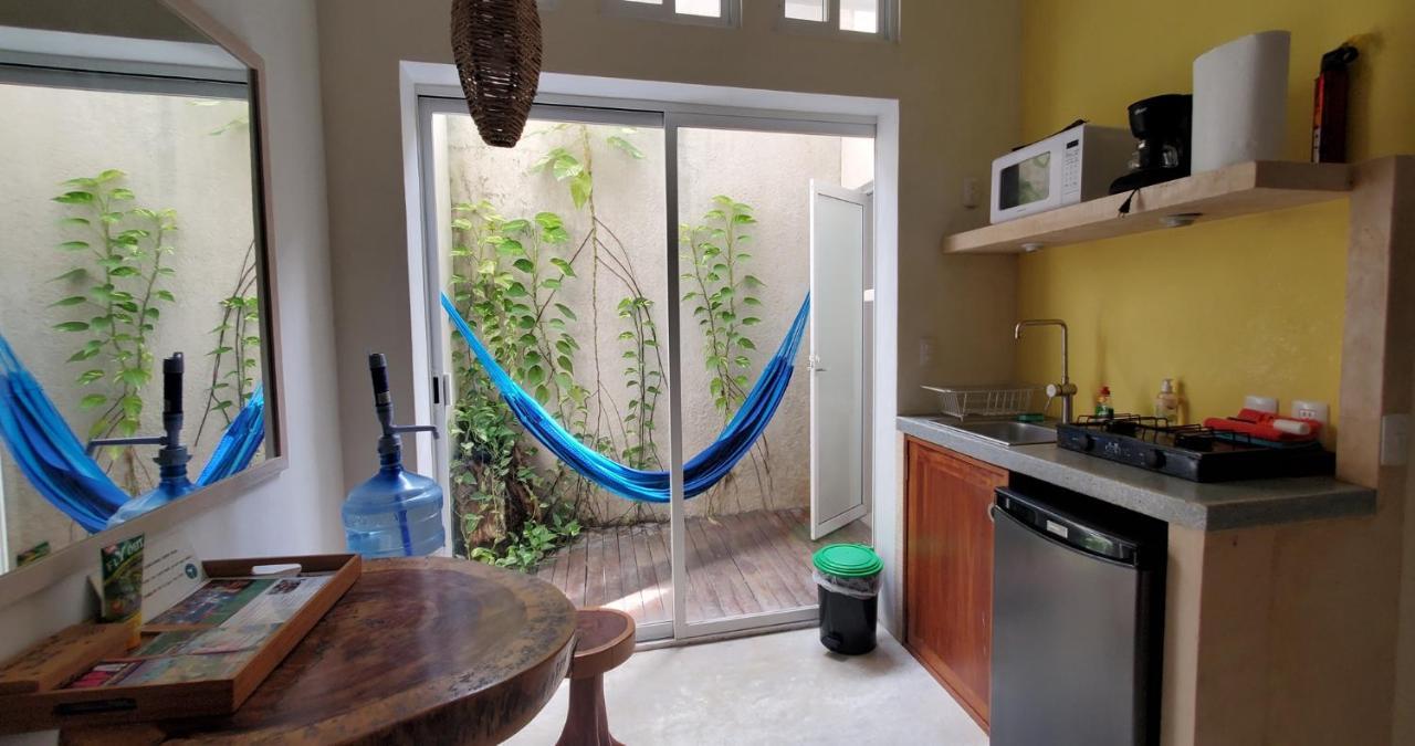 Layla Guesthouse Puerto Morelos Ngoại thất bức ảnh