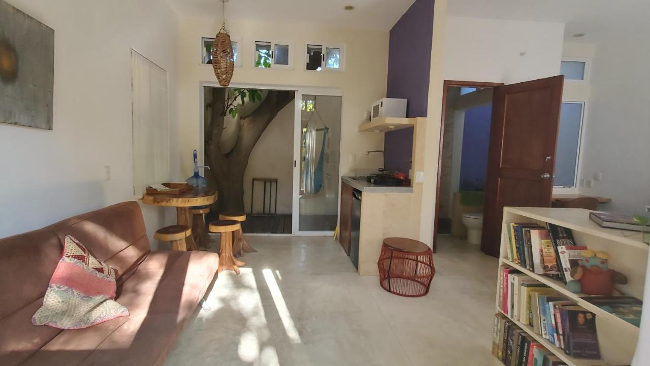 Layla Guesthouse Puerto Morelos Ngoại thất bức ảnh